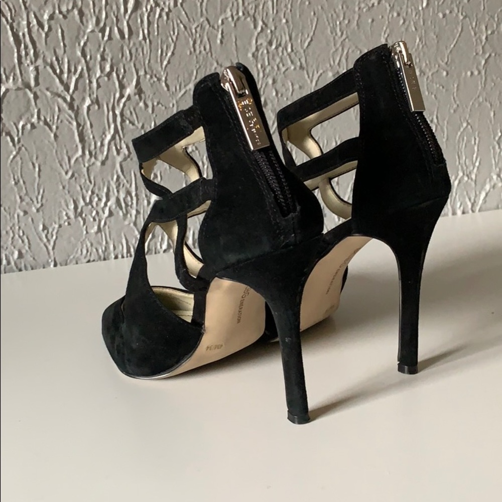 Heals - Picture 2 of 2